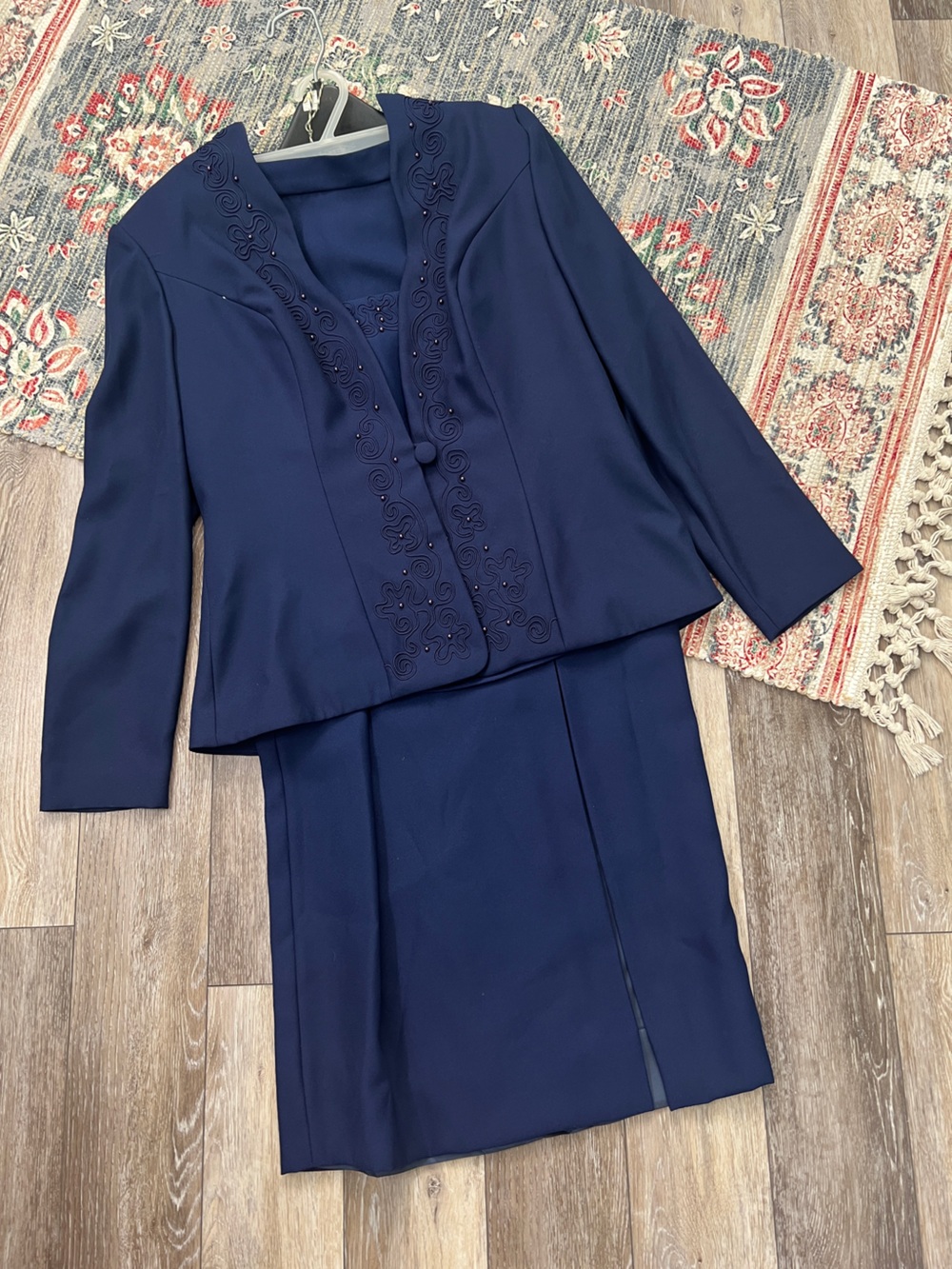Che Studio vintage Navy Embroidered Women's Skirt Suit - three-Piece